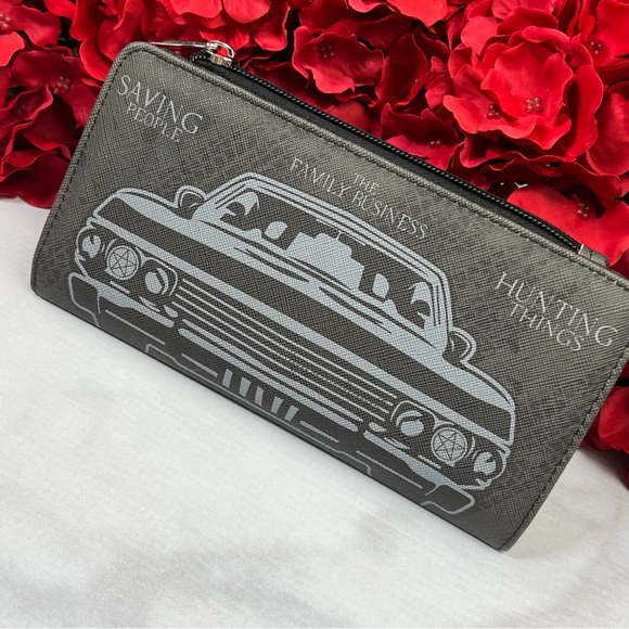 Supernatural 1967 Chevy Impala Charcoal Gray Clutch Wallet - Picture 3 of 16